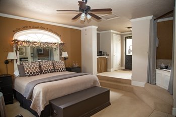 South-Fork-Lodging_Arbor-House-Inn_Colorado-bed-and-breakfast_Wolf-Creek-Ski-Lodging_0115