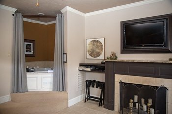 South-Fork-Lodging_Arbor-House-Inn_Colorado-bed-and-breakfast_Wolf-Creek-Ski-Lodging_0109