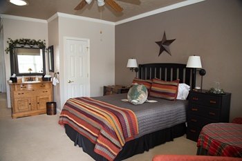 South-Fork-Lodging_Arbor-House-Inn_Colorado-bed-and-breakfast_Wolf-Creek-Ski-Lodging_0134